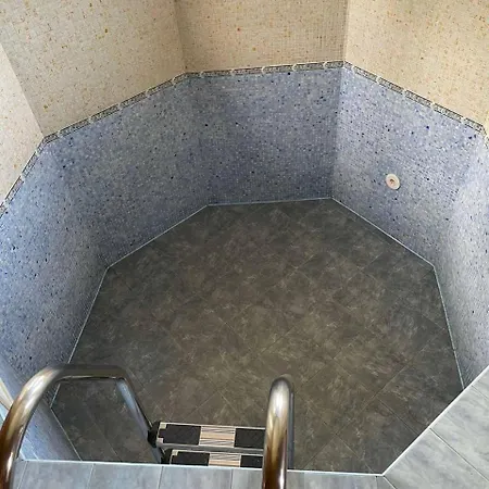 Neresnytsia Sauna & Pool * Neresnytsya
